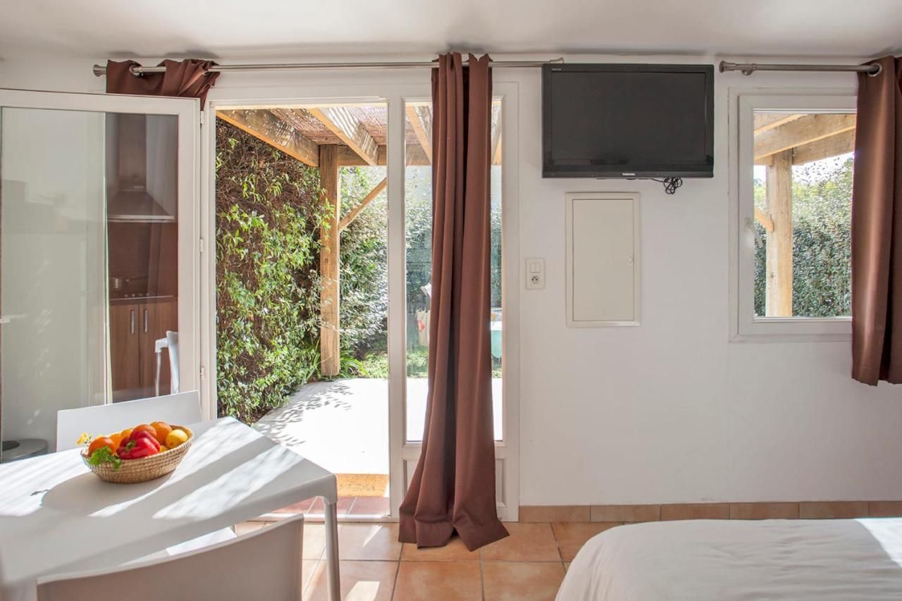 Amarylis A Calvi Location 2 Pers Avec Clim Jardin Piscine Et Barbecue Villa Bagian luar foto